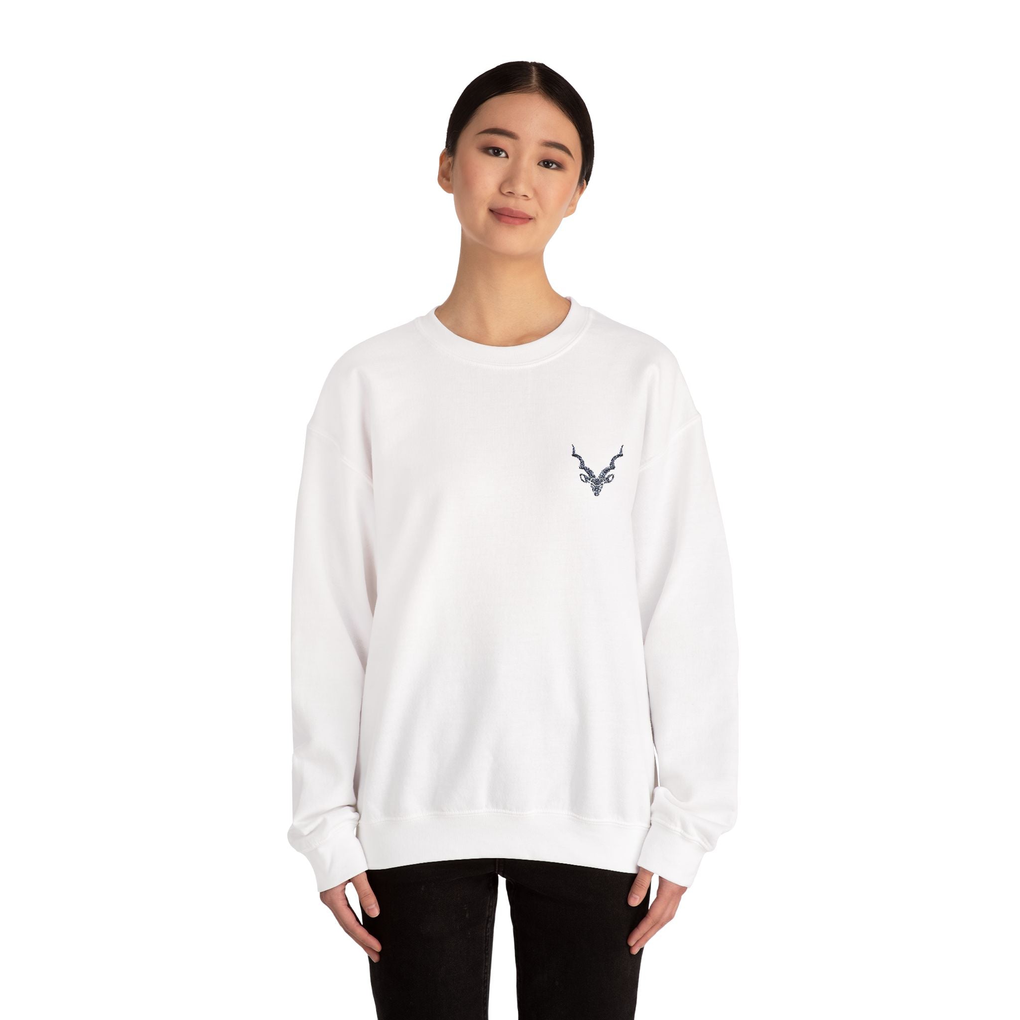 Minimalist Unisex Heavy Blend™ Crewneck Sweatshirt - Cozy Casual Wear, Perfect Gift for Him/Her, Ideal for Fall/Winter