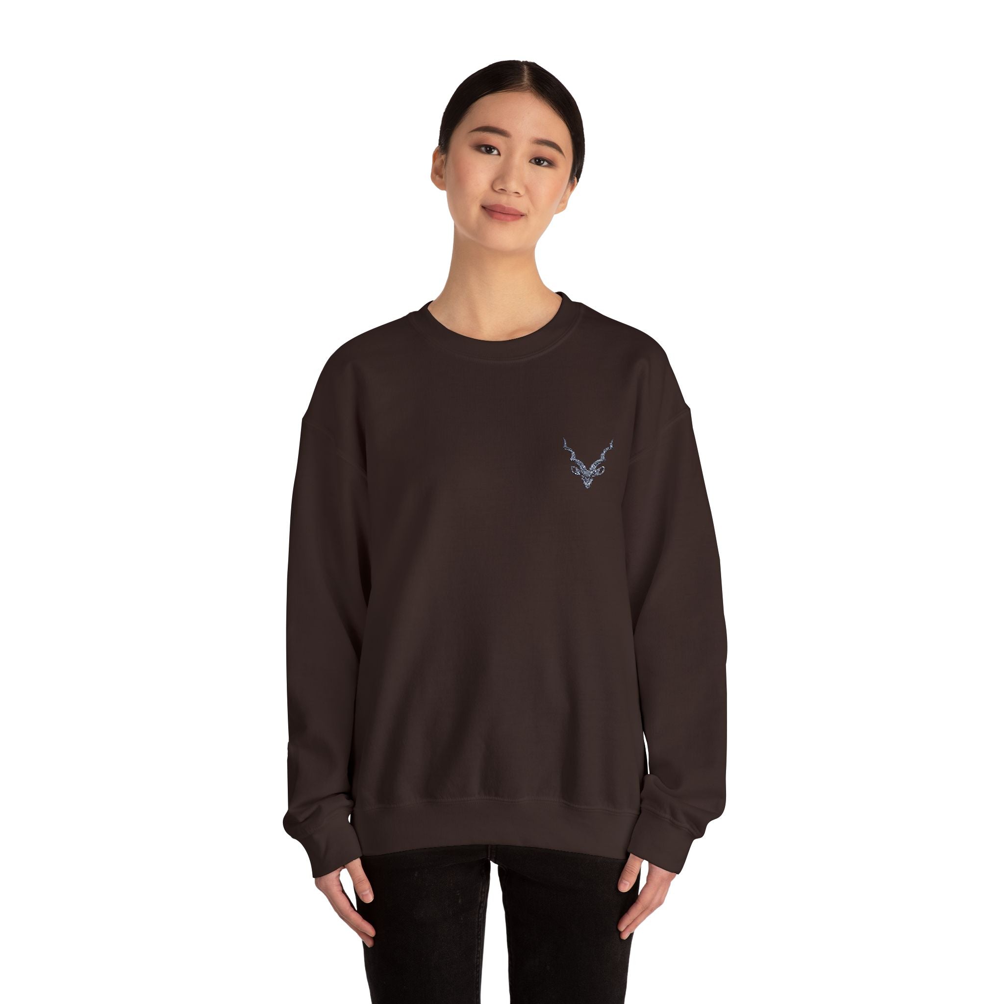 Minimalist Unisex Heavy Blend™ Crewneck Sweatshirt - Cozy Casual Wear, Perfect Gift for Him/Her, Ideal for Fall/Winter